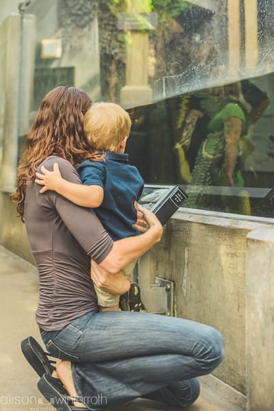 Lifestyle_family_session_aquarium _Web_WM-13