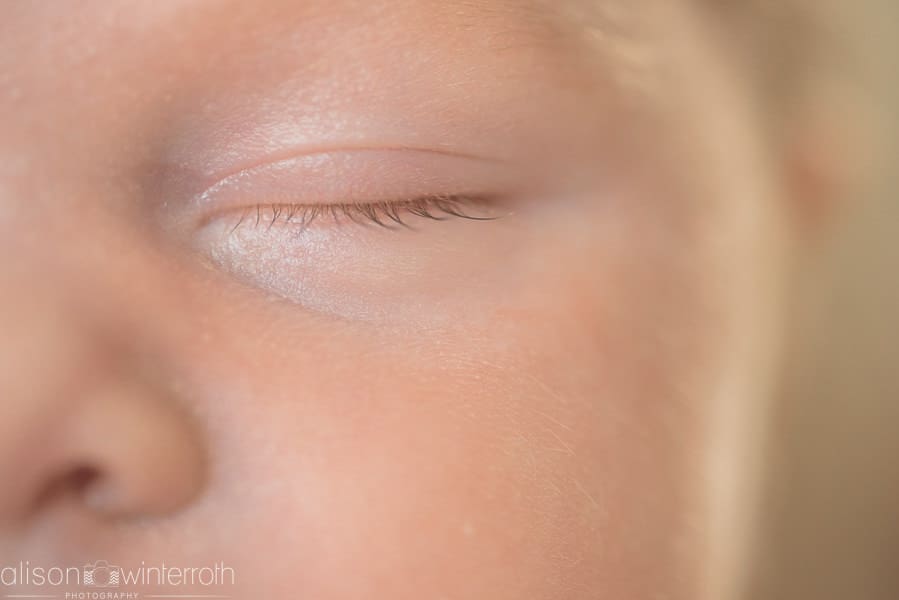 Newborn_Photography_Web WM-5