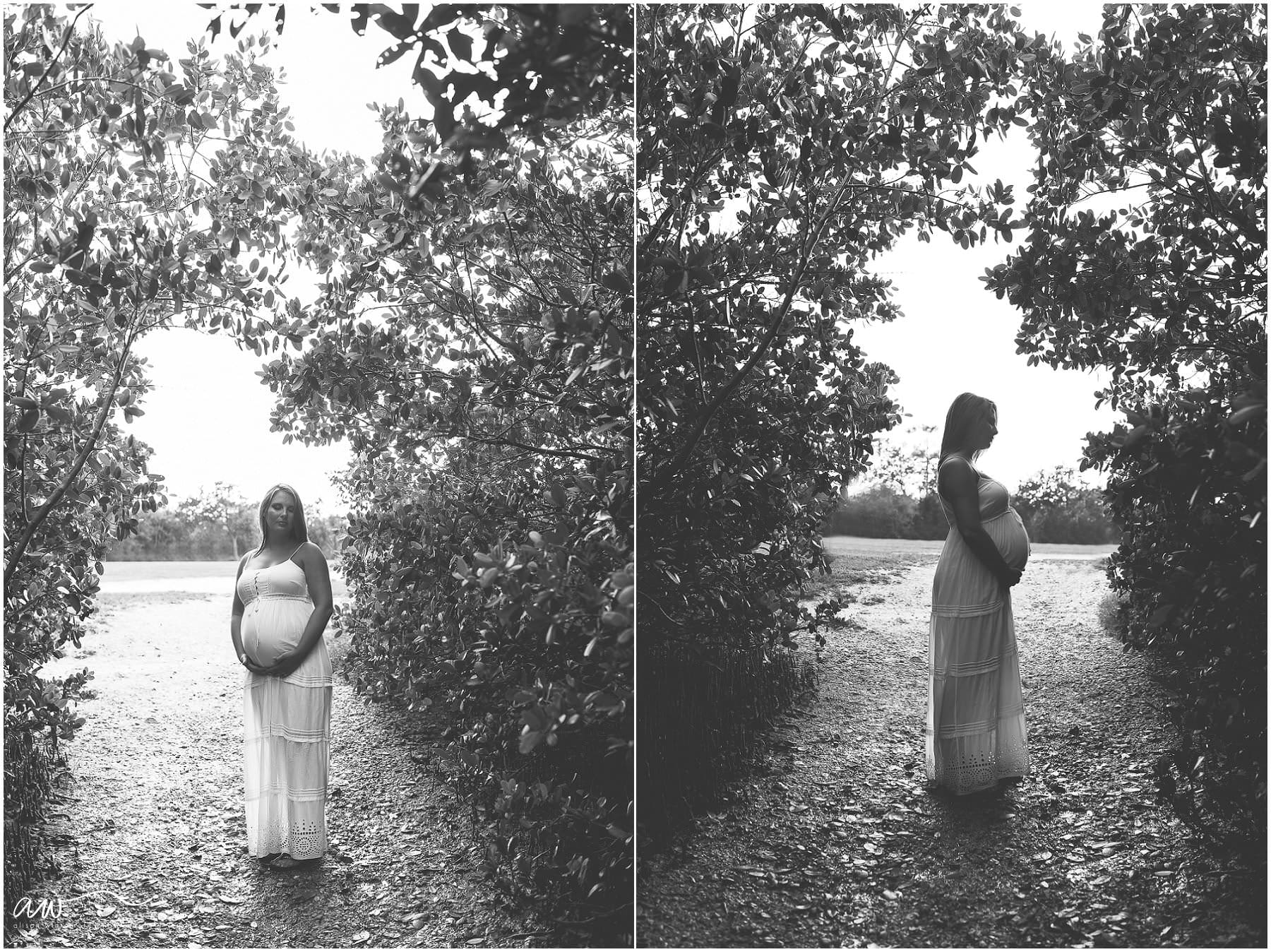 Black and white photographs of a pregnant mom in black and white in Tampa, Fl.