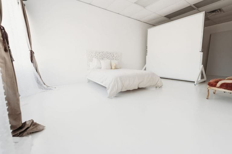 An image of a photography studio located in Lutz, FL Tampa Natural Newborn Photography